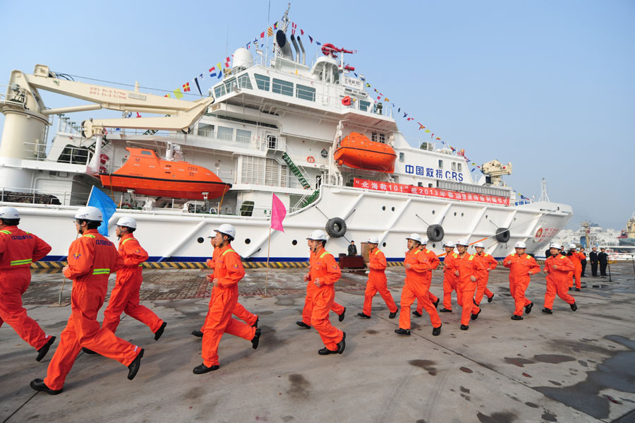Китай: самое передовое морское спасательное судно начало дежурить в северных морских акваториях страны (2)