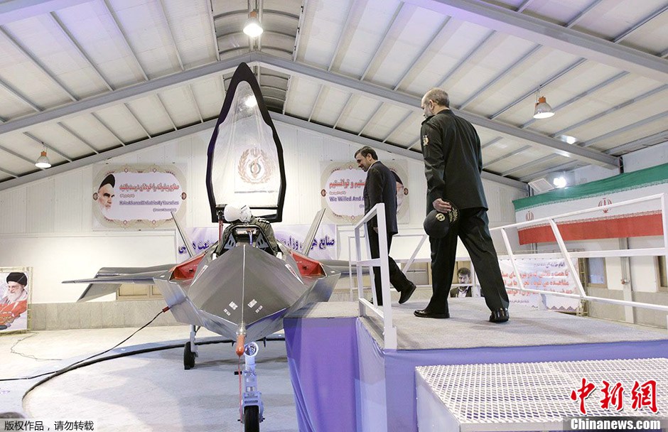 В Иране представлен новый истребитель отечественного производства (2)