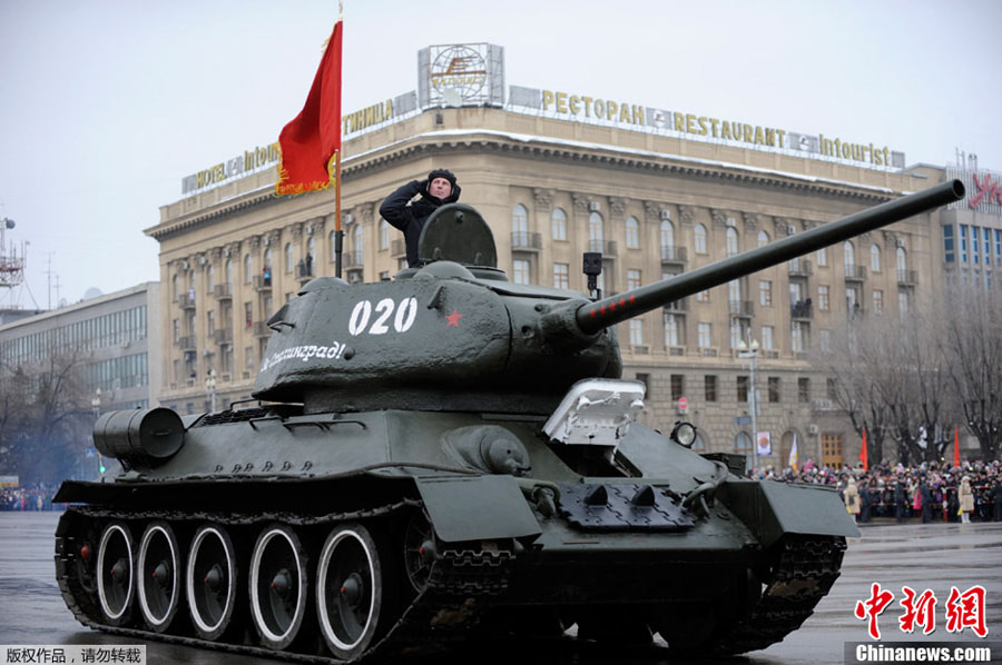 В России отмечается 70-я годовщина победы в Сталинградской битве (3)