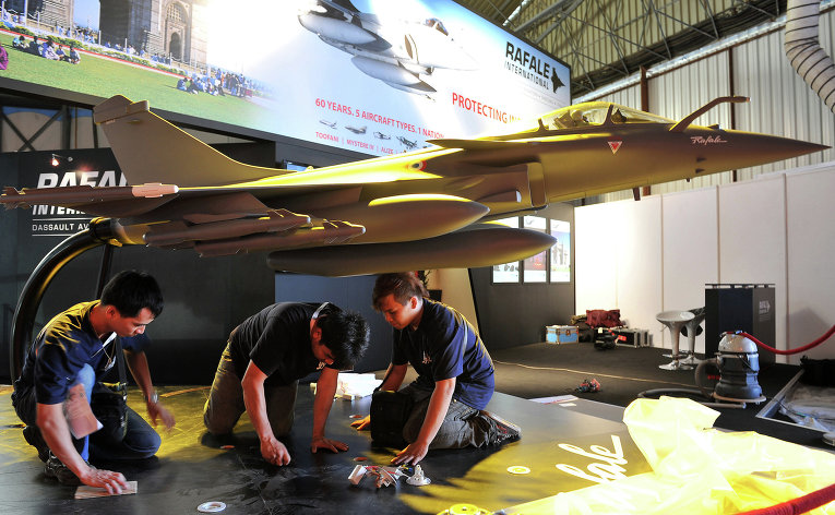 Новинки авиапрома на выставке Aero India 2013 (2)