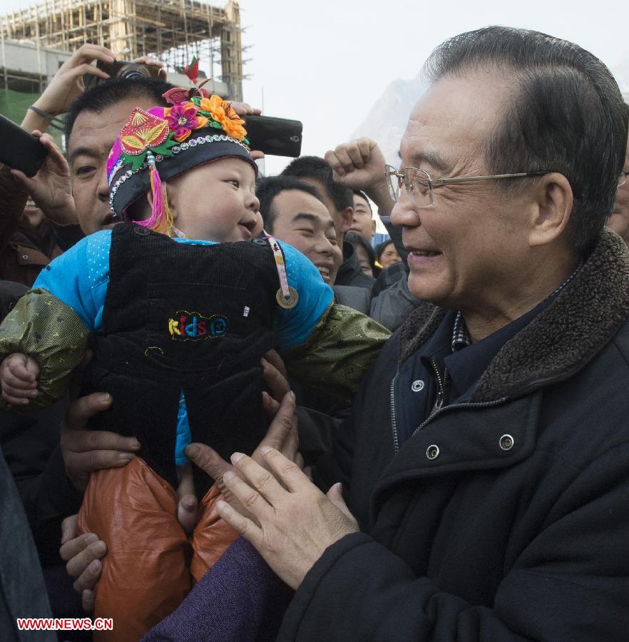 Вэнь Цзябао проводит Новый год в зонах стихийного бедствия (2)