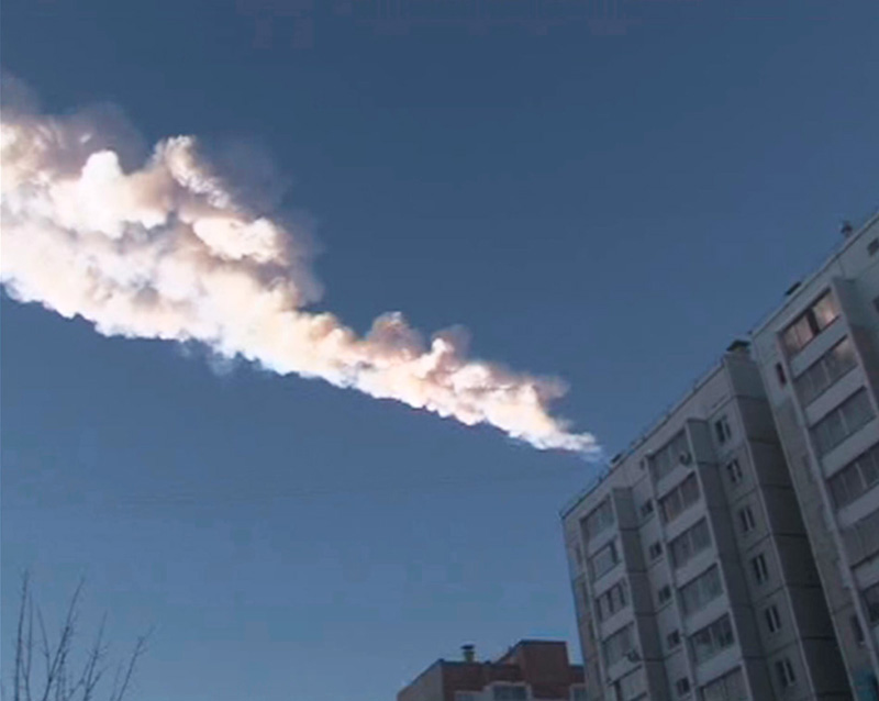 Число пострадавших от метеорита, упавшего в России достигло 1200 человек (8)