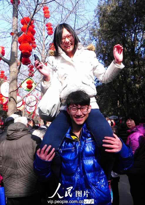 Пекинские храмовые ярмарки пользуются широкой популярностью среди жителей и гостей китайской столицы (20)