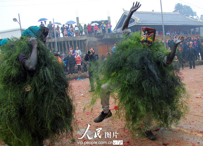 Народность мяо отмечает праздник Манхао (3)