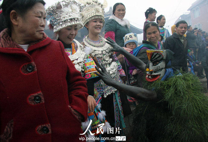 Народность мяо отмечает праздник Манхао (5)