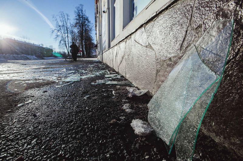 Последствия падения осколков метеорита в Челябинской области (17)