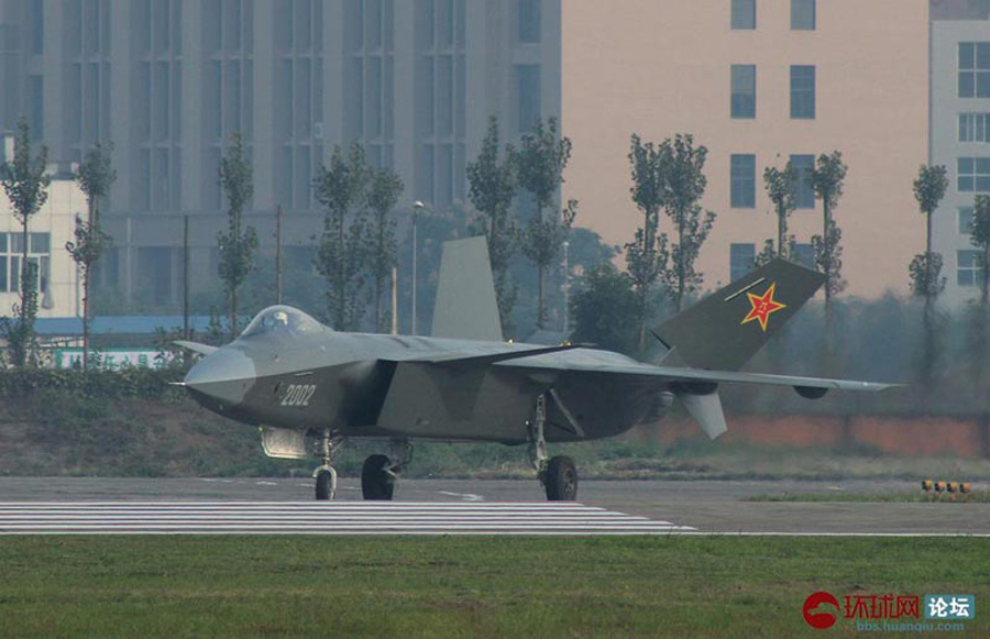 Воздушная заправка истребителя "Цзянь-20" (8)