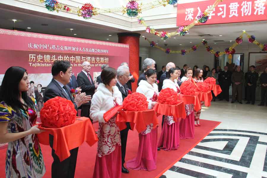 В Пекине открылась фотовыставка «Таджикистан и Китай в объективе истории» (7)