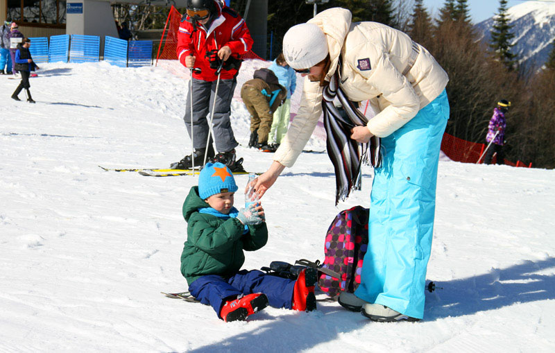 Любители горных лыж наслаждаются активным спортом перед Зимней Олимпиадой в Сочи (2)