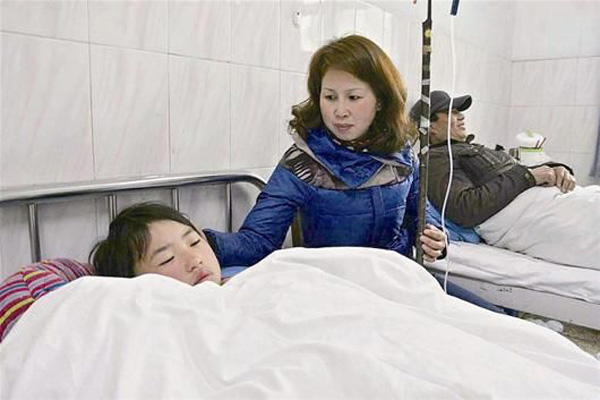 Давка, приведшая к гибели 4 школьников в Центральном Китае, возникла по вине учителей, не успевших своевременно открыть дверь общежития