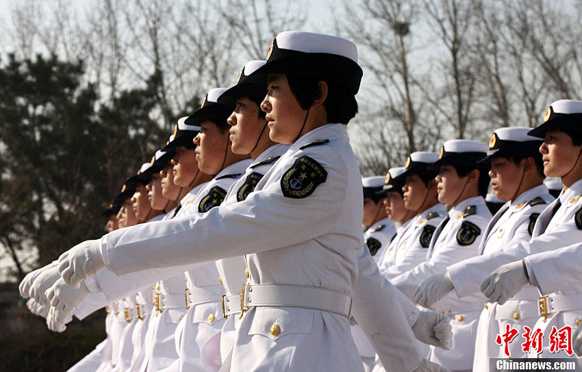 Новые солдаты эскадры "Бэйхай" ВМФ Китая (8)