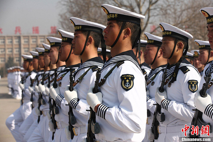 Новые солдаты эскадры "Бэйхай" ВМФ Китая (13)