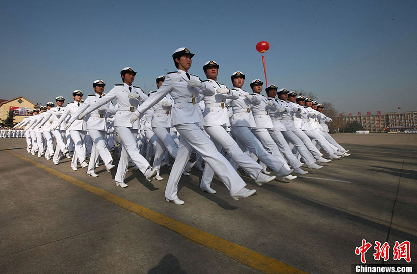 Новые солдаты эскадры "Бэйхай" ВМФ Китая (12)