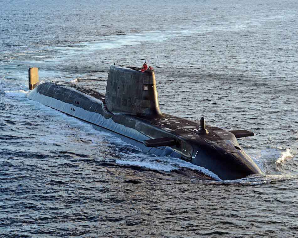 Вторая британская атомная подводная лодка "HMS Ambush" сдана в эксплуатацию 