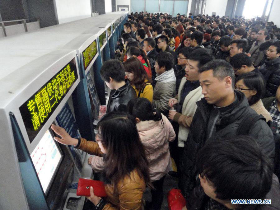 За период "весеннего переезда" 2013 года в Китае совершено 3,4 млрд поездок (2)