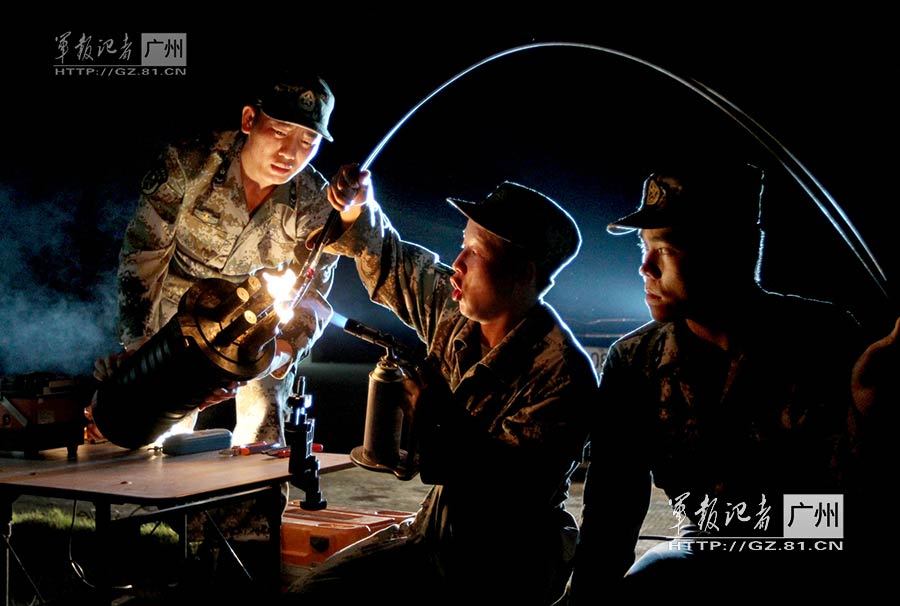 Силуэты китайской армии от военного фотографа Чжэн Сишэна (12)
