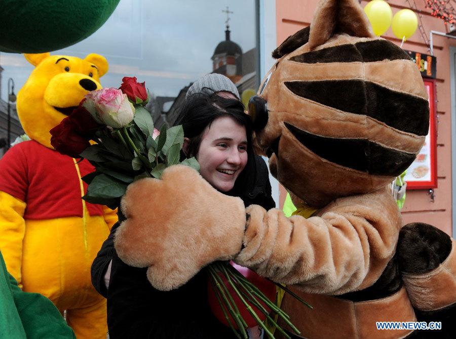В Санкт-Петербурге состоялась праздничная акция "Позвольте вас любить"