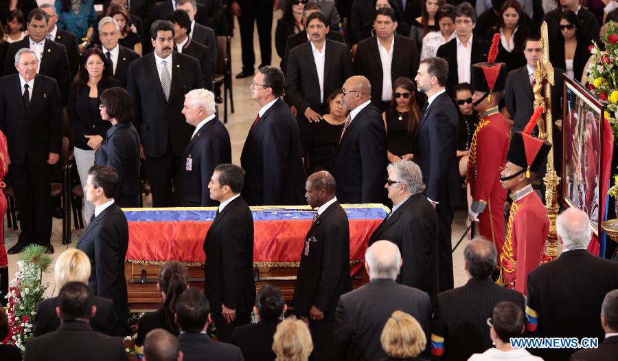 В Венесуэле на государственном уровне состоялась церемония похорон У. Чавеса (5)
