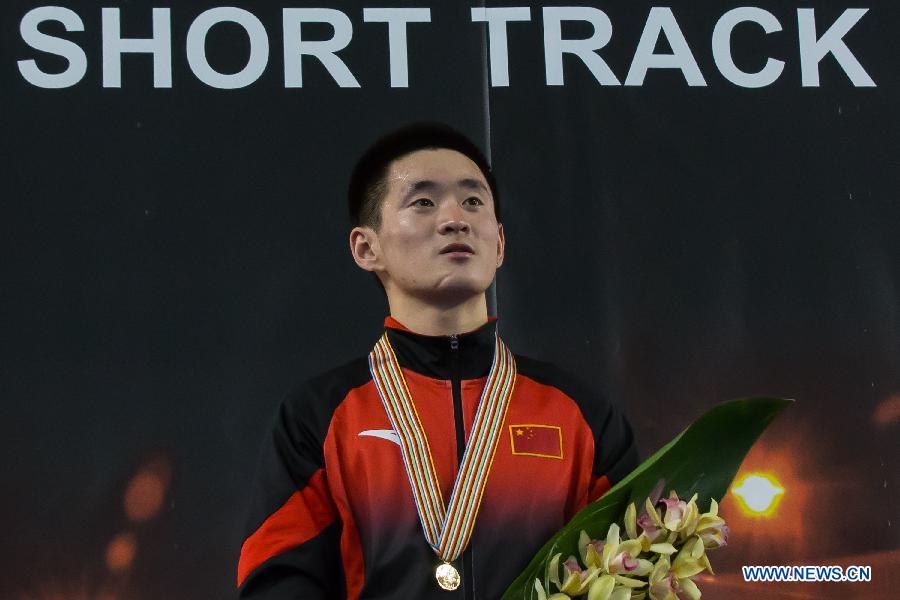 Китаец Лян Вэньхао завоевал золото на чемпионате мира по шорт-треку 2013 года на дистанции 500 м