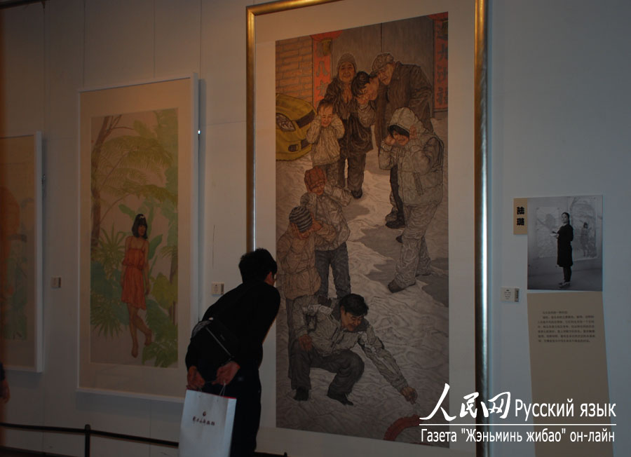 В Пекине открылась выставка работ китайских молодых художниц (4)