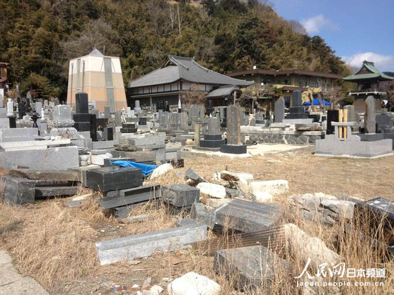 Корреспондент «Жэньминьван» заново проходит город Ишиномаки, наиболее пострадавший от землетрясения (8)
