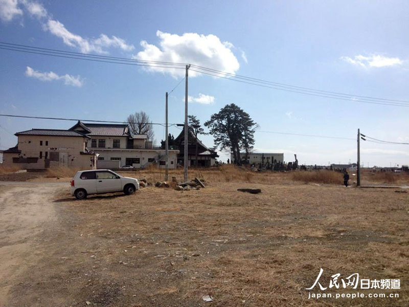 Корреспондент «Жэньминьван» заново проходит город Ишиномаки, наиболее пострадавший от землетрясения (12)