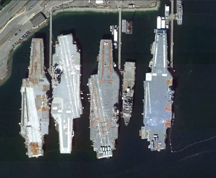 США: военно-морская база Бремертон (Bremerton)(расположена на Тихоокеанском побережье)