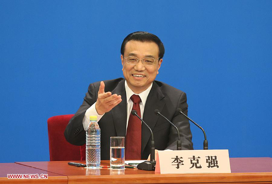 Новый состав правительства будет предан Конституции и народу -- Ли Кэцян
