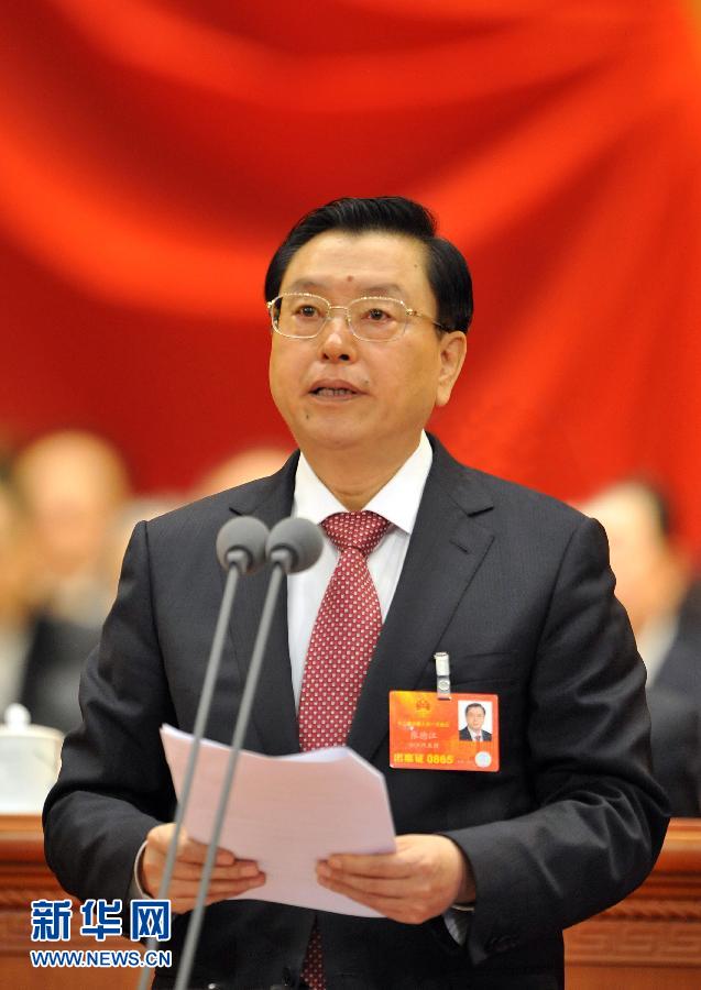 "Власть ни в коем случае не должна выйти из-под народного контроля и ограничений" -- председатель ПК ВСНП Чжан Дэцзян (4)
