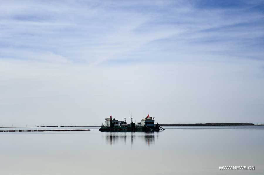 Соленое озеро Цархань в Северо-Западном Китае (3)