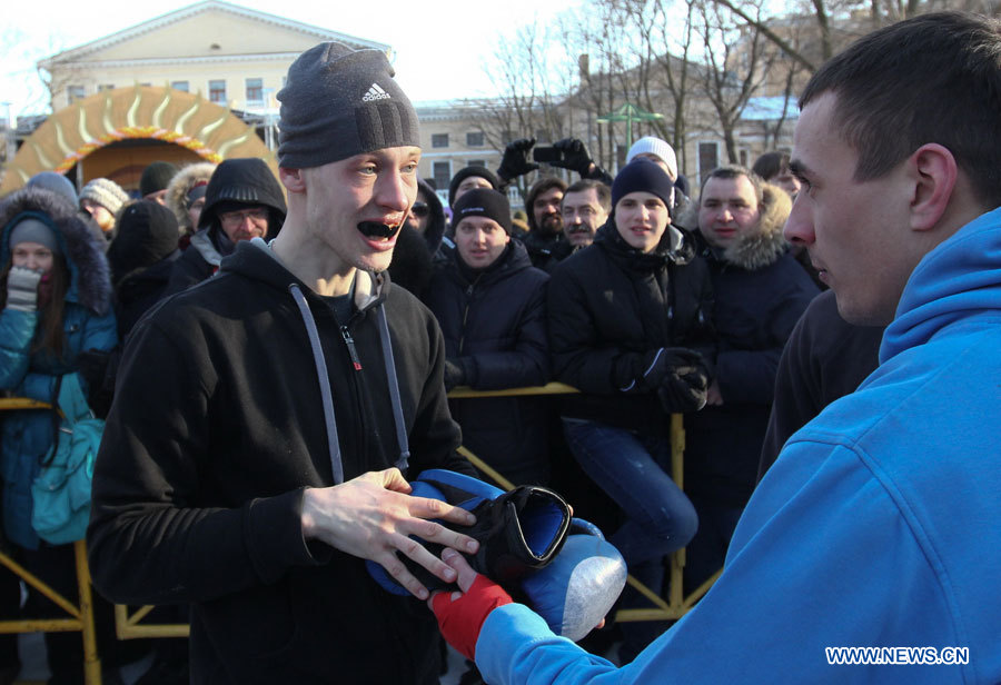 Традиционные масленичные гуляния прошли в Санкт-Петербурге