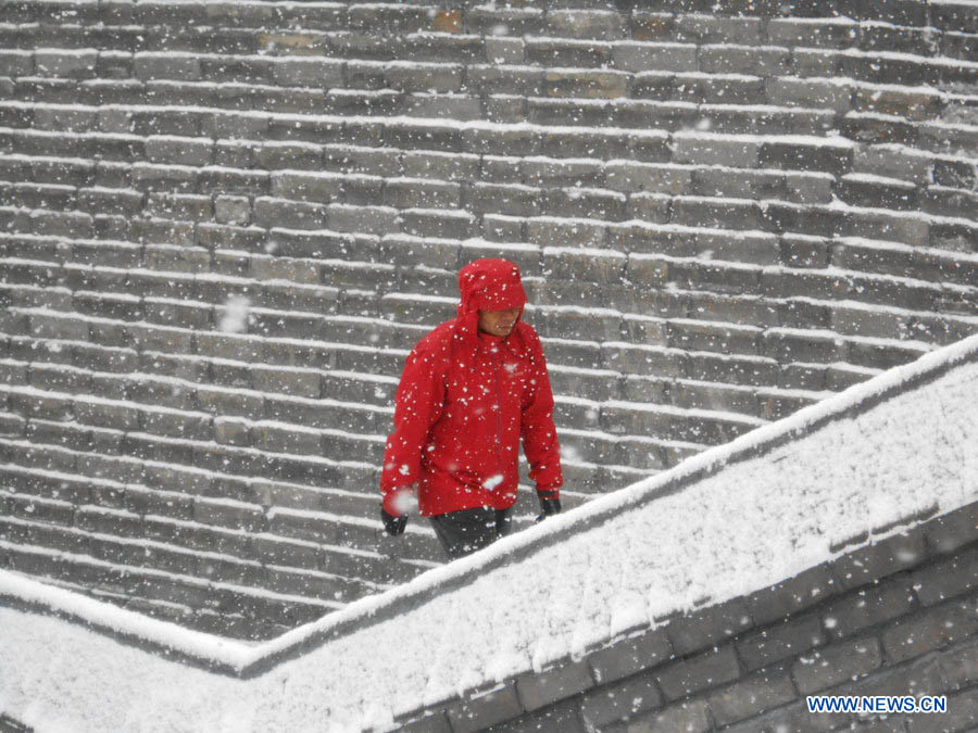 Снегопад в городе Цзилинь (7)