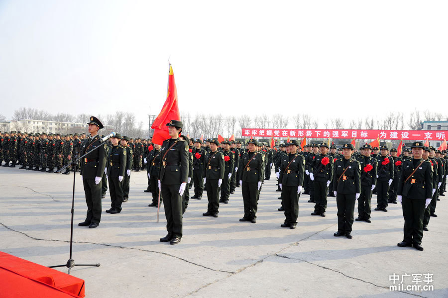 Первый женский отряд особого назначения китайской cухопутной армии (8)