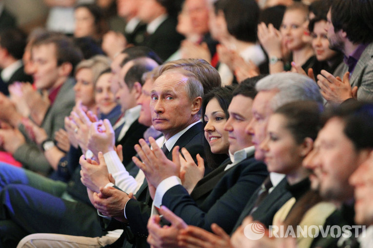 Президент В.Путин на открытии штаб-квартиры "Планеты КВН" (3)