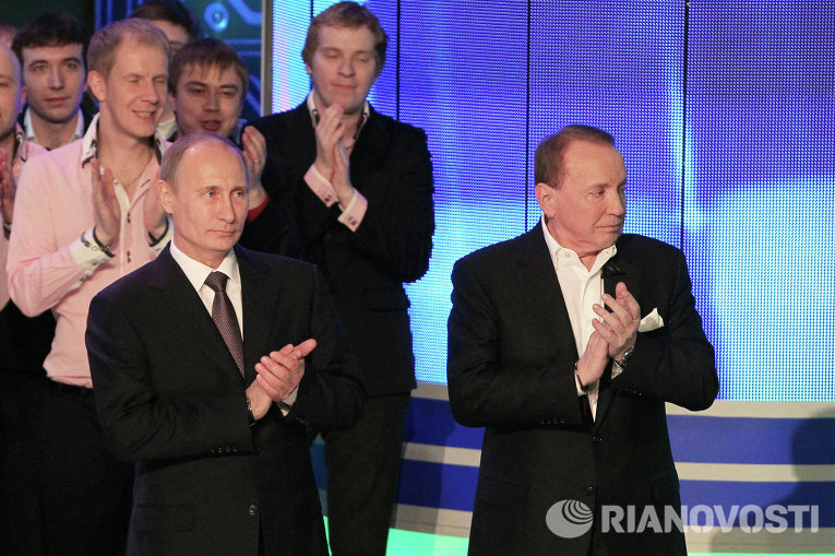 Президент В.Путин на открытии штаб-квартиры "Планеты КВН" (2)