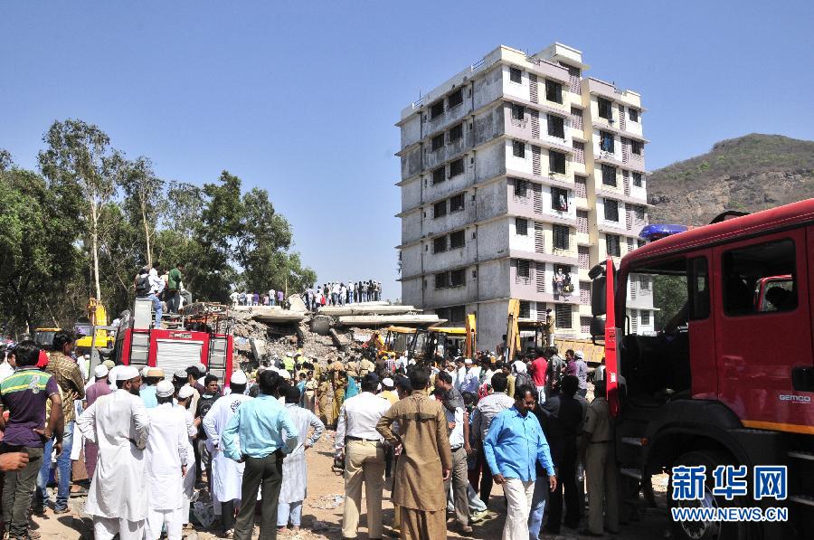 Число погибших в результате обрушения строящегося дома в Индии увеличилось до 72 (6)