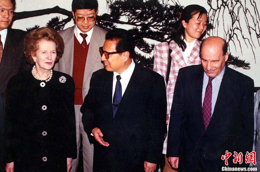 Скончалась бывший премьер-министр Великобритании Маргарет Тэтчер (15)