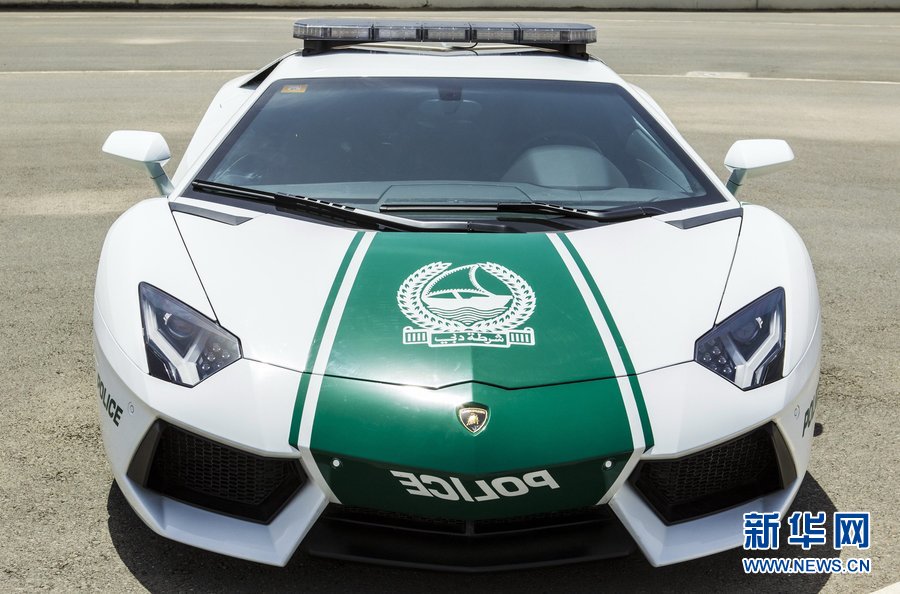 В Дубае на дежурство вышла самая дорогая полицейская машина в мире