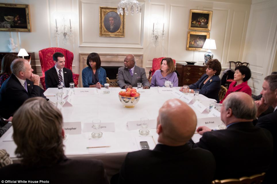 Белый дом опубликовал новые фотографии Обамы и его семьи (13)