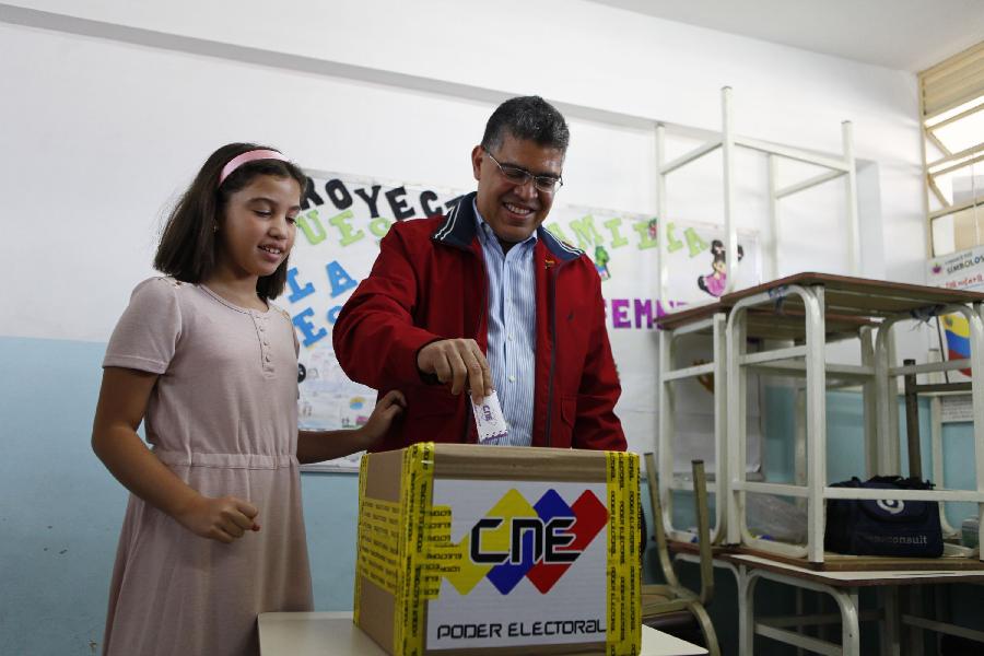 В Венесуэле проходят президентские выборы (8)