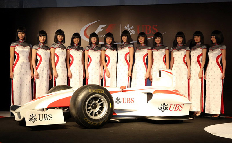 Красавицы с гонок F1 в Китае (10)