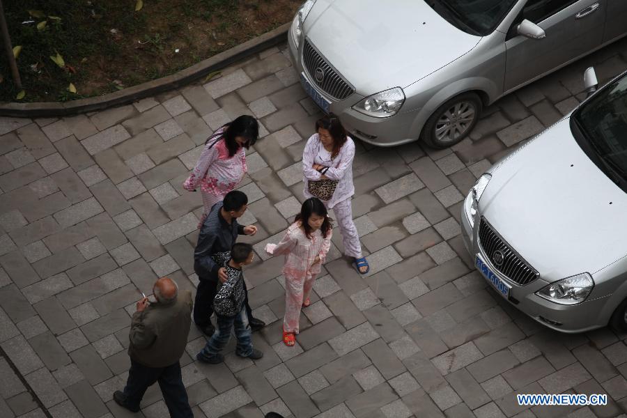 В китайской провинции Сычуань произошло землетрясение магнитудой 7,0 (10)
