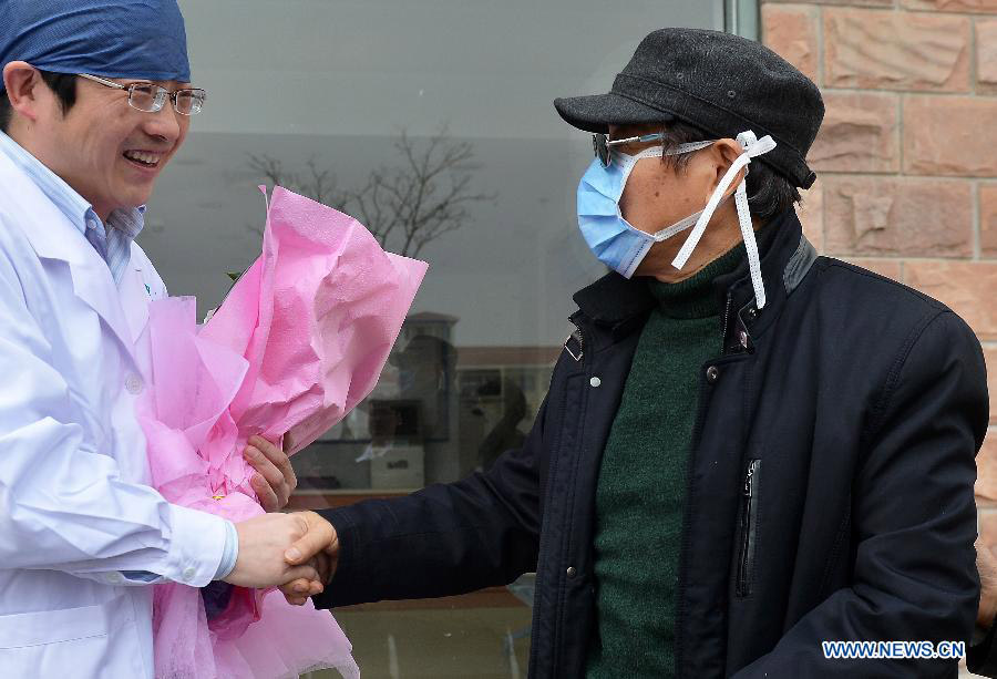 В Шанхае выписаны из больницы еще три человека, болевшие гриппом вируса H7N9 (2)