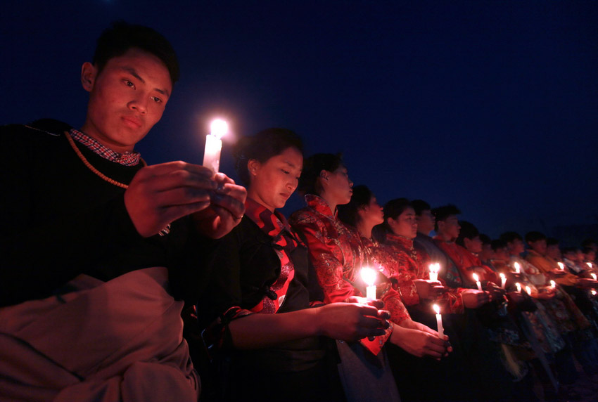 Землетрясение в Сычуани: "микроэпоха" свидетельствует о большой любви в Китае (4)