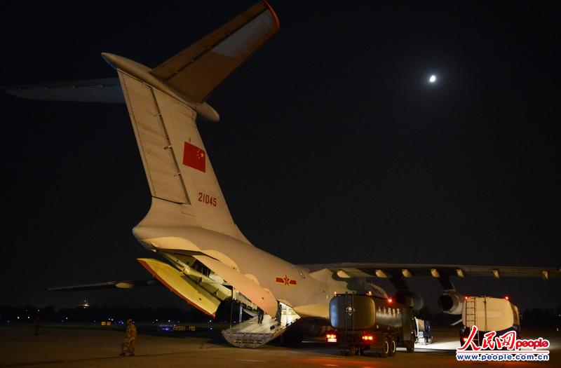 2 самолета Ил-76 доставили спасателей и оборудование для оказания помощи в районах, пострадавших от землетрясения (8)