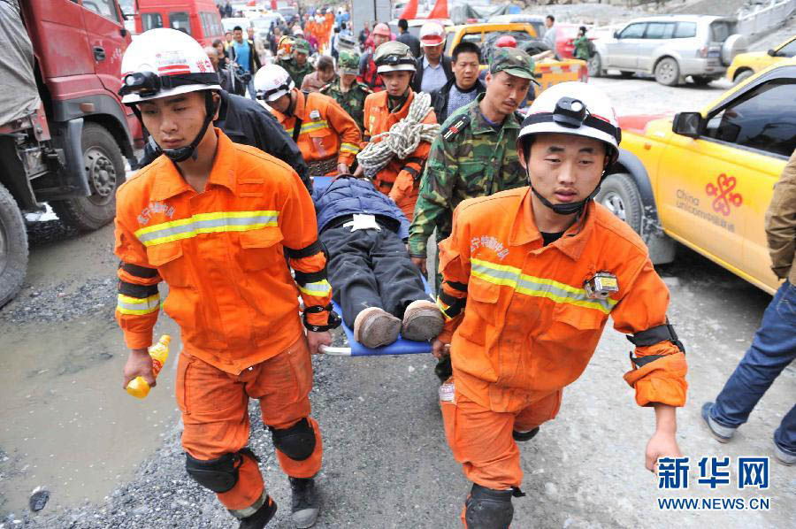 192 человека погибли, 23 пропали без вести в результате землетрясения в провинции Сычуань (2)