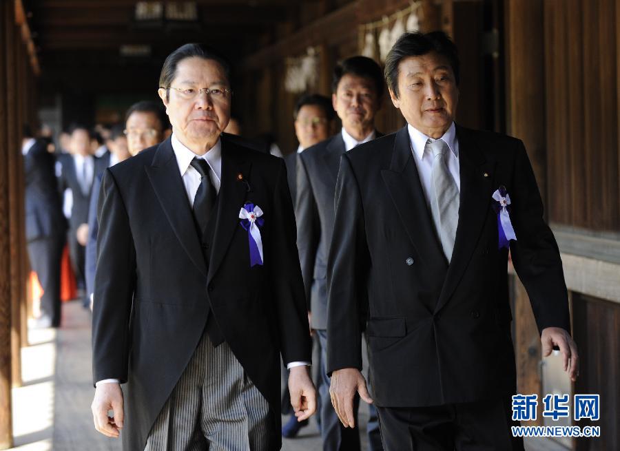 168 депутатов парламента Японии коллективно посетили токийский храм Ясукуни
