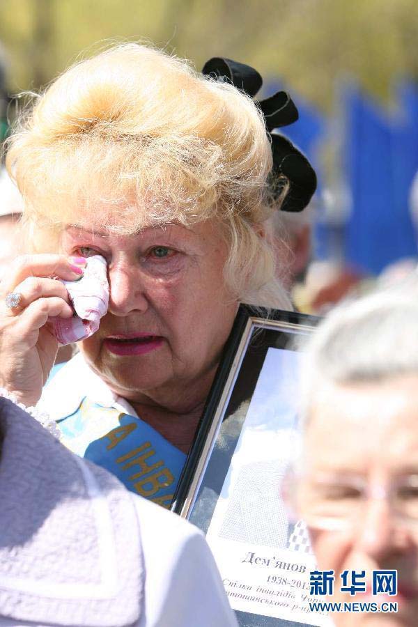 В Украине вспоминают жертв катастрофы на Чернобыльской АЭС (3)