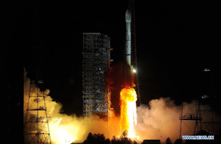 Китай успешно запустил спутник связи "Чжунсин-11" (2)