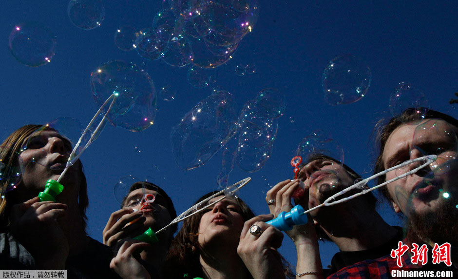 Ежегодный московский фестиваль мыльных пузырей (2)
